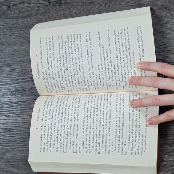 ✳️2 for $14✳️ The Blood of Flowers Book - Picture 4 of 4